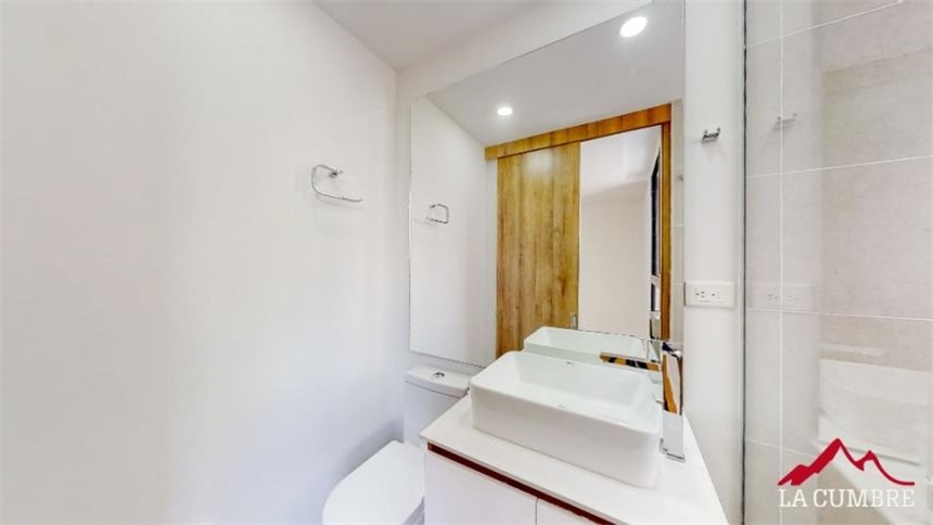 Apartamento de 3 alcobas en arriendo en Santa María De Los Ángeles, Medellín, 200 m² · foto 11 de 16