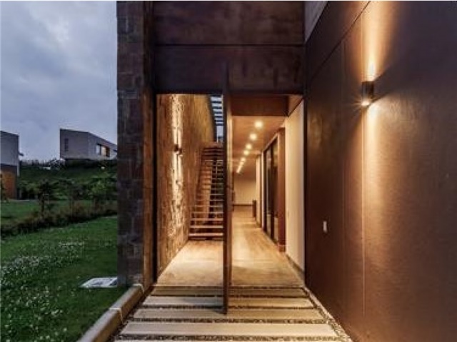Casa de 4 alcobas en venta en Las Palmas, Envigado, 1644 m² · foto 5 de 24