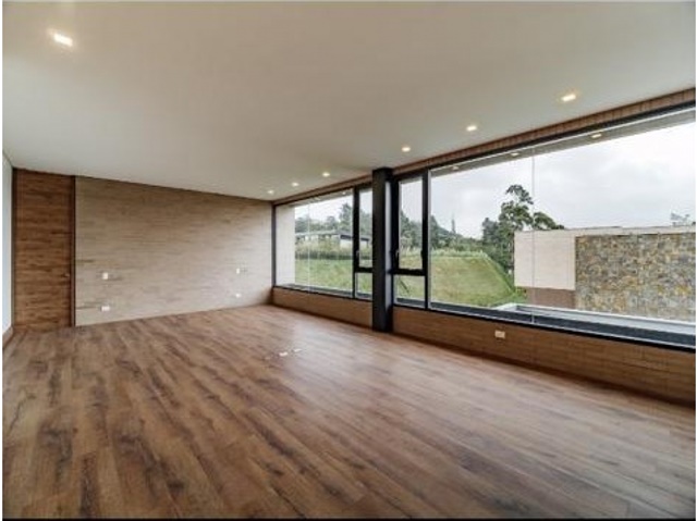 Casa de 4 alcobas en venta en Las Palmas, Envigado, 1644 m² · foto 16 de 24