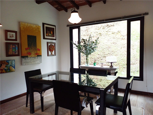 Casa de 3 alcobas en venta en Loma Del Escobero, Envigado, 170 m² · foto 5 de 19