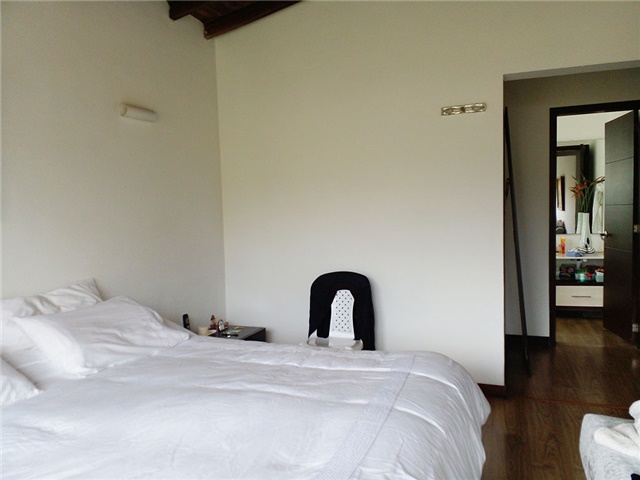 Casa de 3 alcobas en venta en Loma Del Escobero, Envigado, 170 m² · foto 15 de 19