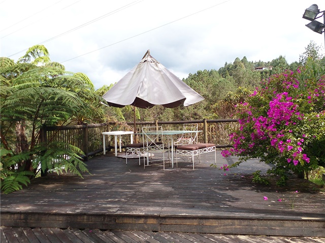 Casa de 3 alcobas en venta en Loma Del Escobero, Envigado, 170 m² · foto 17 de 19