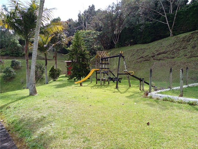 Casa de 3 alcobas en venta en Loma Del Escobero, Envigado, 170 m² · foto 18 de 19
