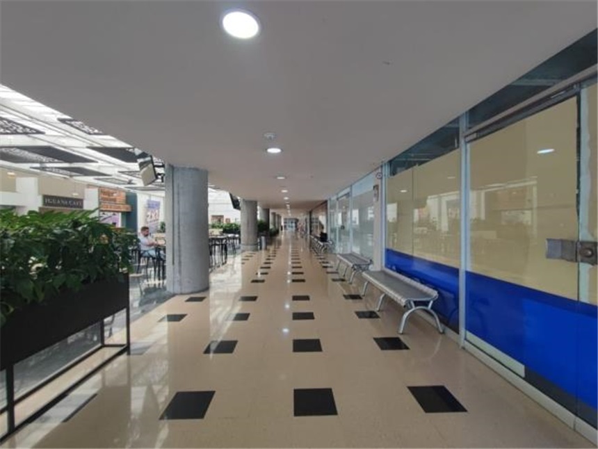 Local en venta en Cable, Manizales, 67 m² · foto 2 de 13