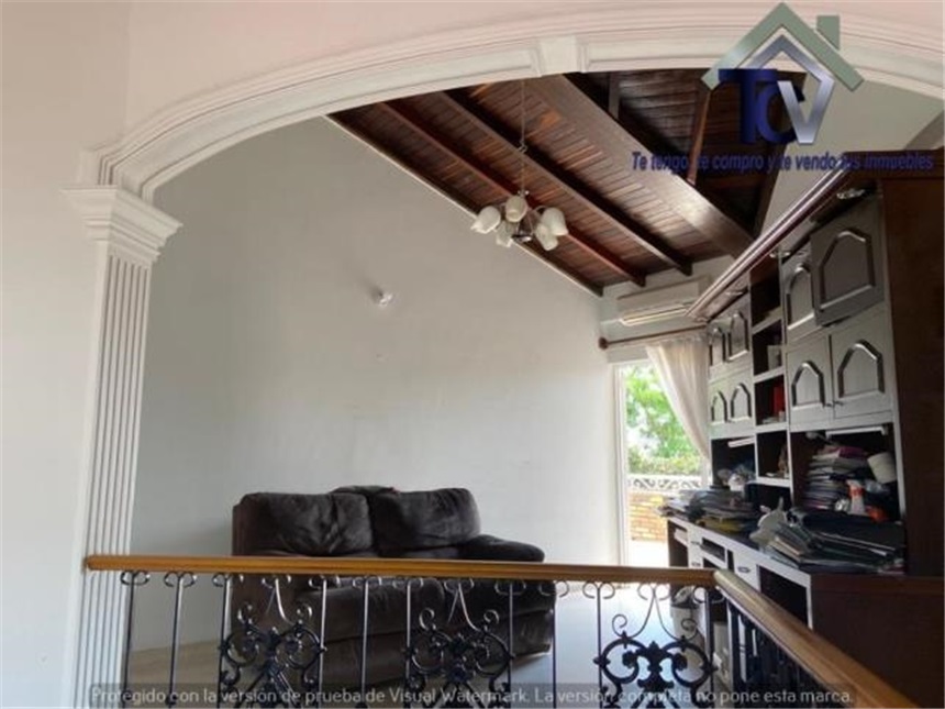 Casa de 5 alcobas en venta en Lagos Del Cacique, Bucaramanga, 330 m² · foto 3 de 13