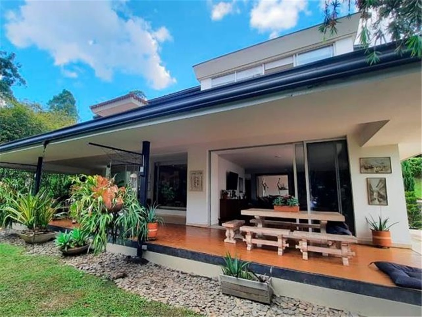 Casa de 4 alcobas en venta en Loma El Atravesado, Envigado, 372 m² · foto 20 de 20