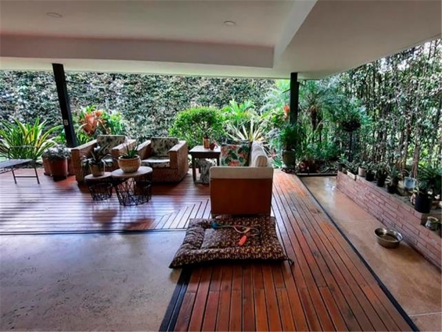 Casa de 4 alcobas en venta en Loma El Atravesado, Envigado, 372 m² · foto 16 de 20