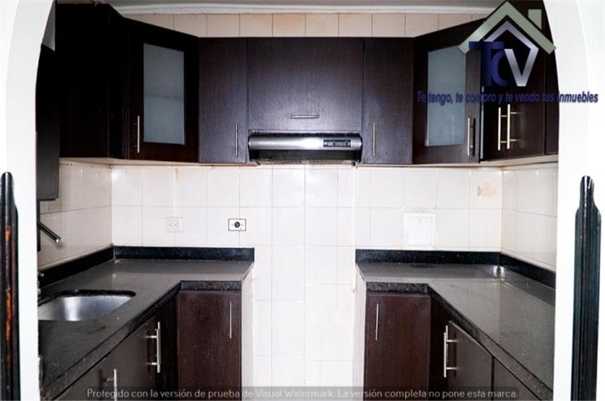Casa de 4 alcobas en venta en Asturias, Bucaramanga, 375 m² · foto 2 de 8