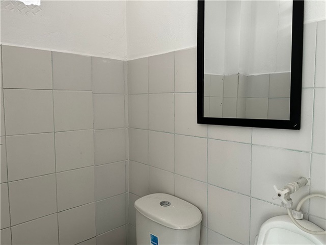 Oficina en arriendo en La Candelaria, Medellín, 200 m² · foto 4 de 9