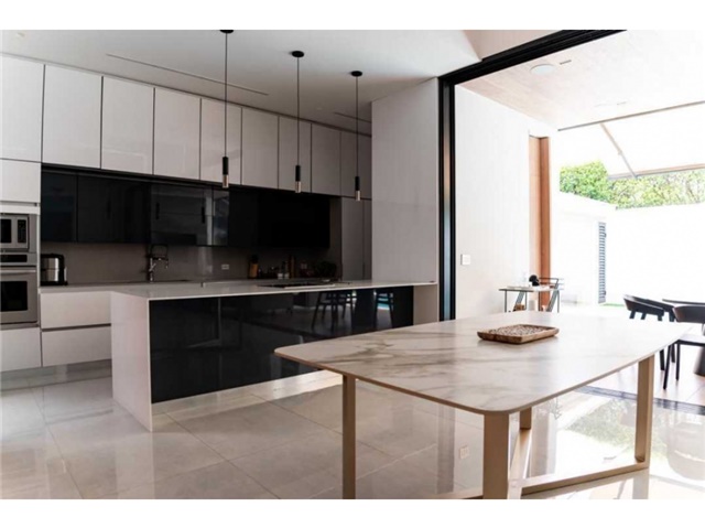 Casa en Venta - Pogled 2