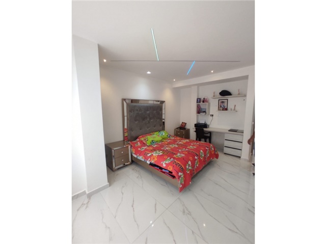 Casa de 4 alcobas en venta en Ciudad Jardin, Cali, 424 m² · foto 16 de 22