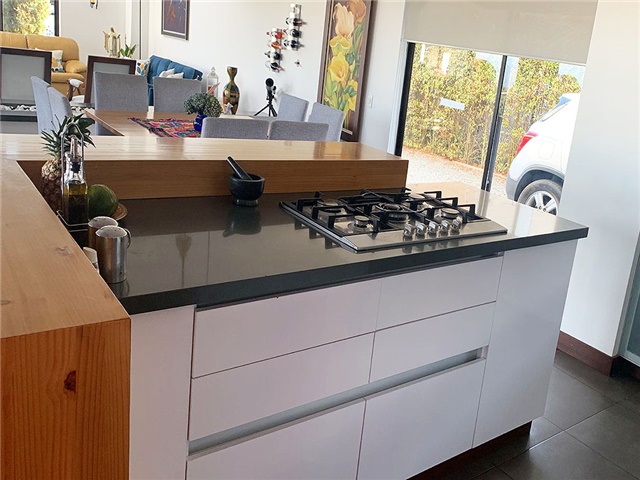 Casa de 4 alcobas en venta en Escobero, Envigado, 290 m² · foto 5 de 13