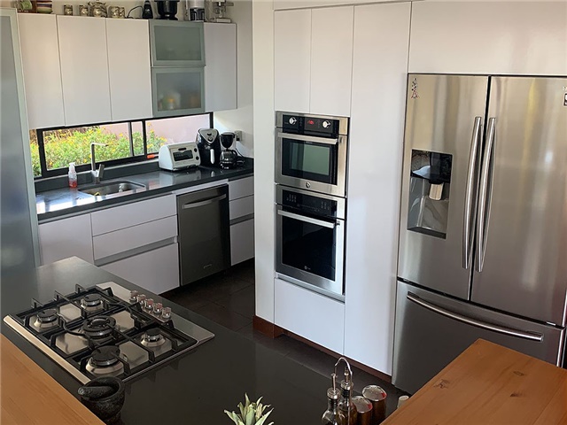 Casa de 4 alcobas en venta en Escobero, Envigado, 290 m² · foto 6 de 13