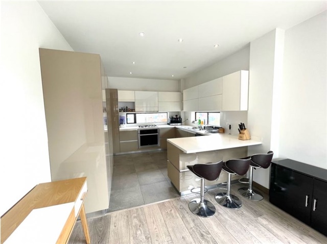 Piso – Bogotá, Santa Ana, Localidad Usaquén - Más