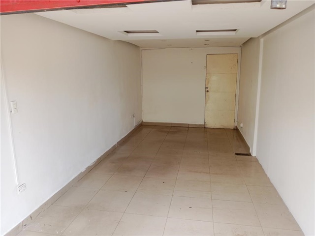 Local en Arriendo - Vista 2