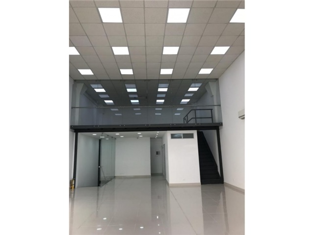 Local en Arriendo - Vista 2