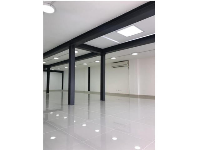 Local en Arriendo - Vista 4