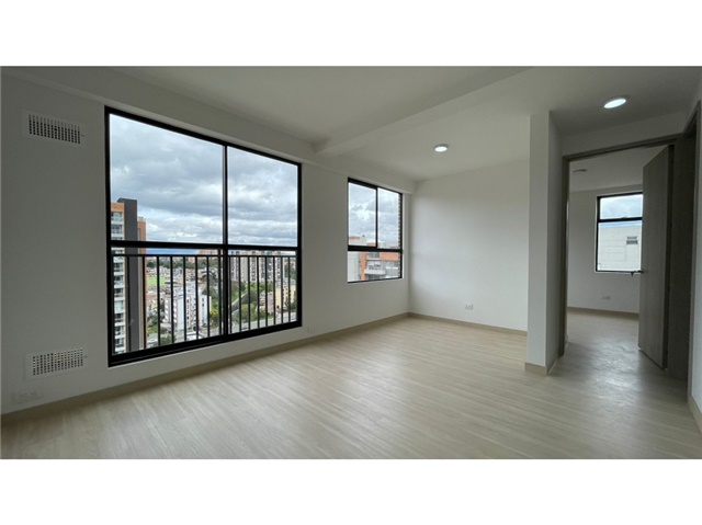 Piso – Bogotá, Localidad Suba - Más