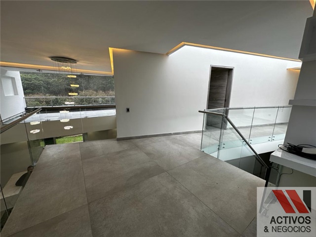Casa de 4 alcobas en venta en Carrizales, El Retiro, 2000 m² · foto 12 de 24