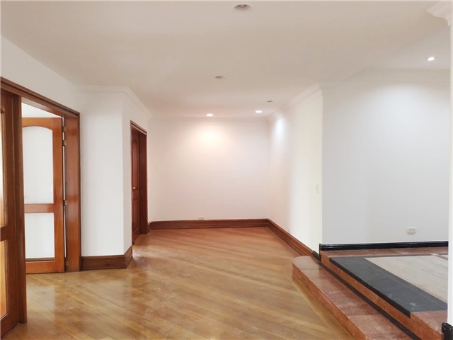 Apartamento de 3 alcobas en arriendo en Transversal Inferior, Medellín, 457 m² · foto 4 de 20