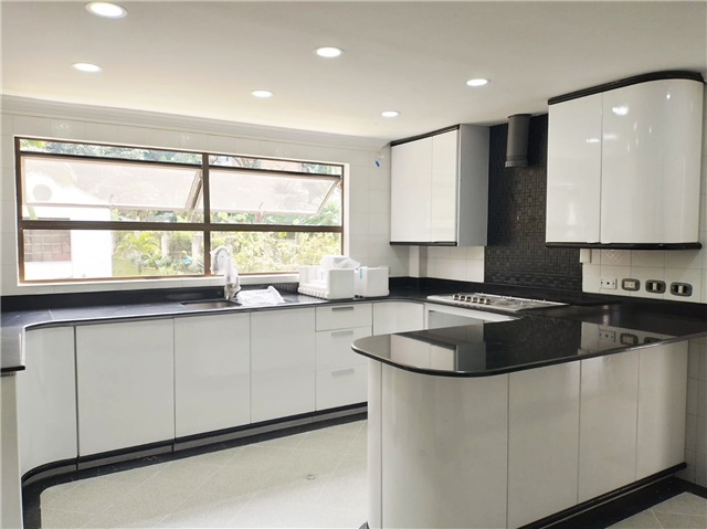 Apartamento de 3 alcobas en arriendo en Transversal Inferior, Medellín, 457 m² · foto 6 de 20