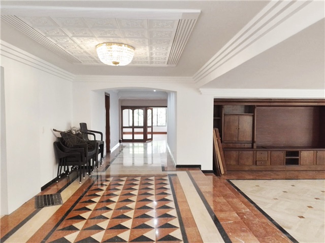 Apartamento de 3 alcobas en arriendo en Transversal Inferior, Medellín, 457 m² · foto 8 de 20