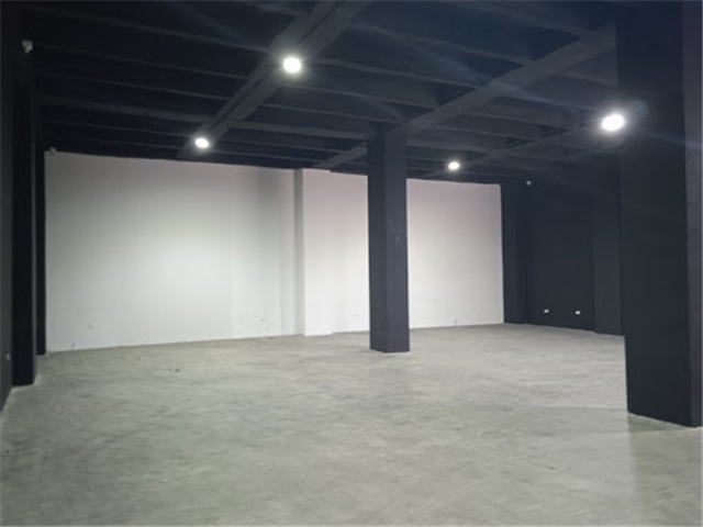 Local en venta en Conquistadores, Medellín, 300 m² · foto 17 de 24