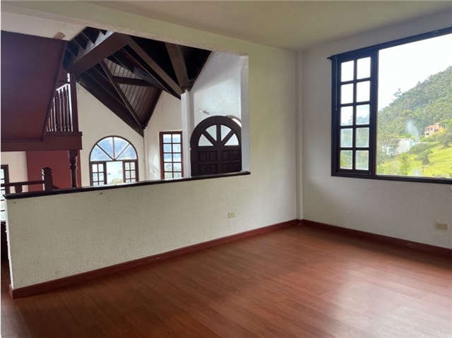Casa en venta en San Rafael, La Calera · foto 9 de 24