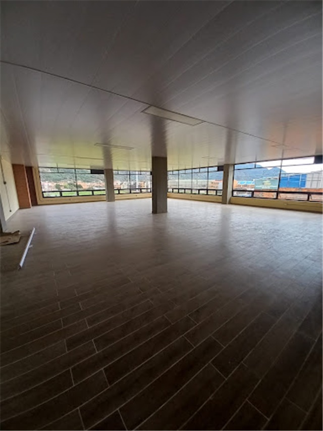Local en Arriendo - Vista 3