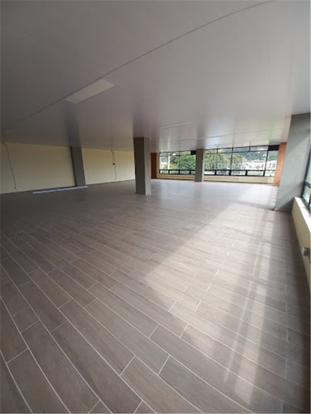 Local en Arriendo - Vista 5