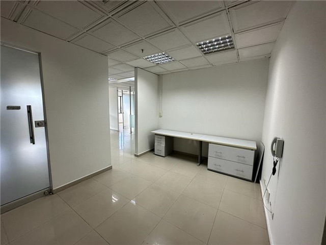 Oficina en Arriendo - Vista 2