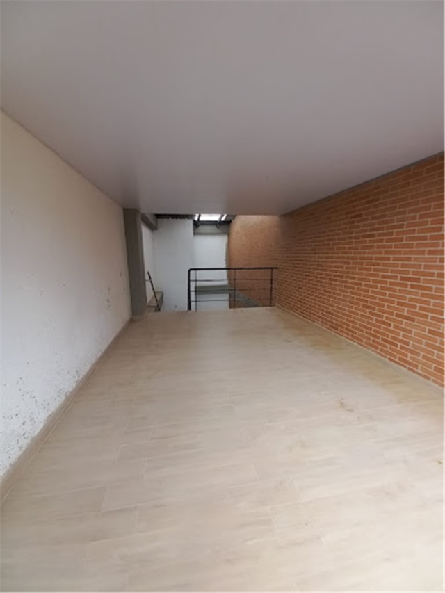 Local en Arriendo - Vista 4
