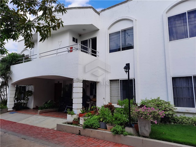Casa en venta en La Castellana, Montería · foto 2 de 23