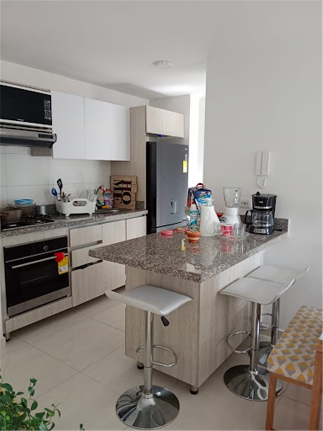 Apartamento de 3 alcobas en venta en Centro, Girón, 66 m² · foto 5 de 12