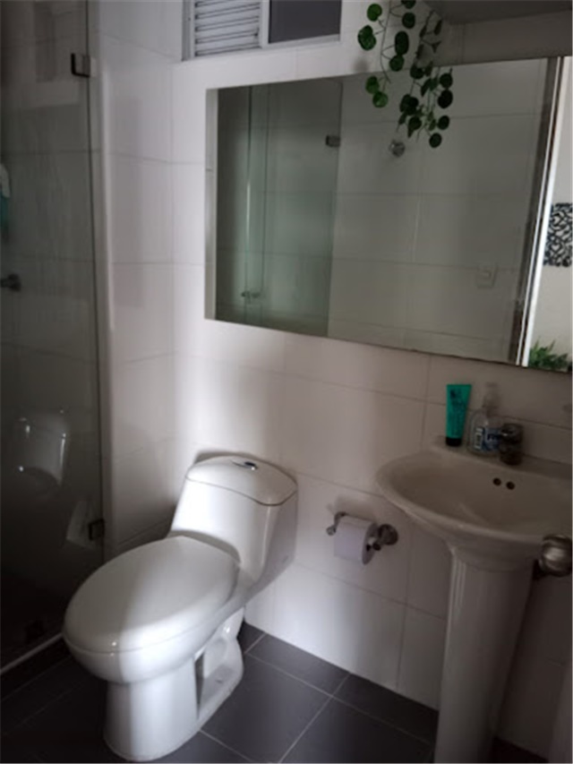 Apartamento de 3 alcobas en venta en Centro, Girón, 66 m² · foto 11 de 12