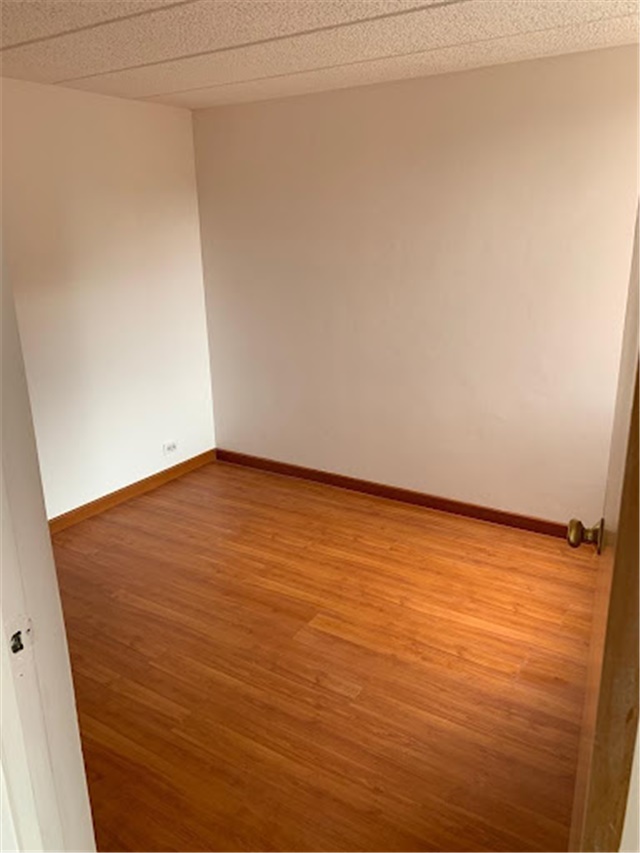 Piso – Bogotá, Portales del Norte, Localidad Suba - Más