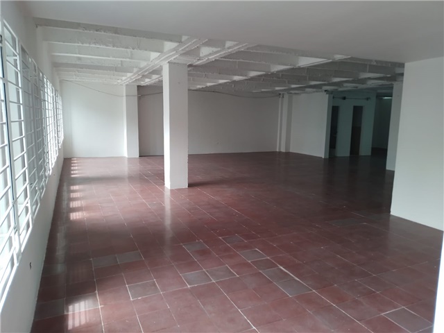 Oficina en arriendo en La Candelaria, Medellín, 200 m² · foto 4 de 16
