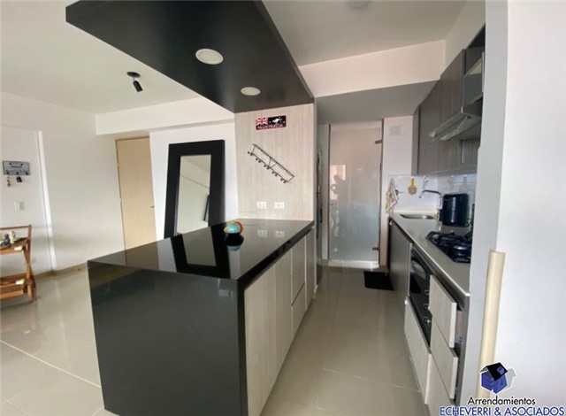 Apartamento en venta en Loma De Las Brujas, Envigado · foto 2 de 10
