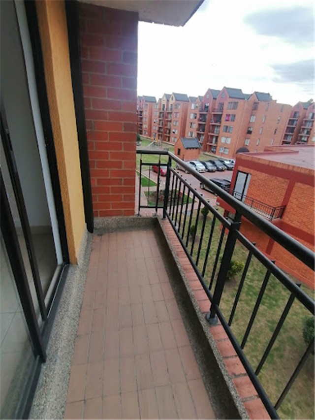 Piso – Bogotá, Localidad Engativá - Vista 2