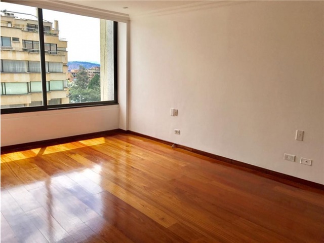 Piso – Bogotá, El Refugio - Vista 4