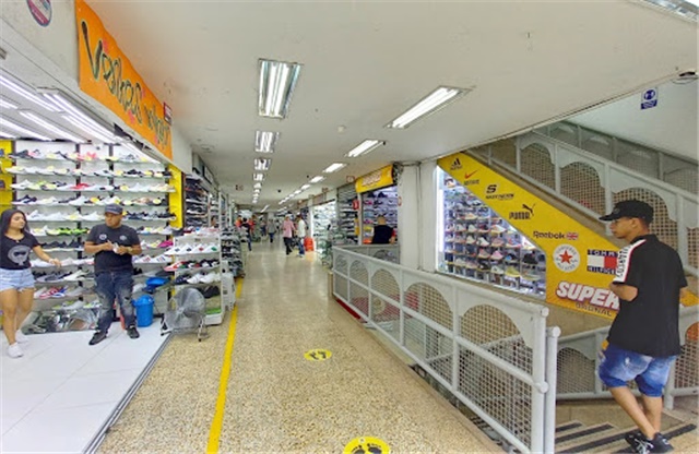 Local en arriendo en La Candelaria, Medellín, 10 m² · foto 6 de 11