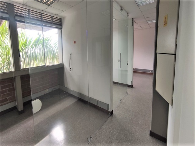 Oficina en Arriendo - Vista 4