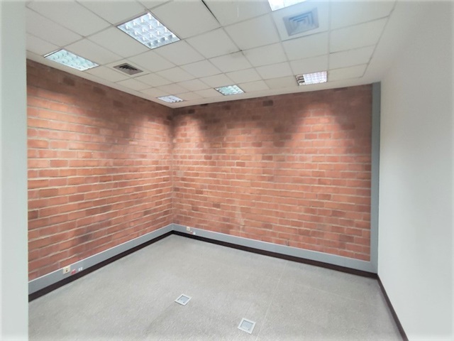 Oficina en Arriendo - Más