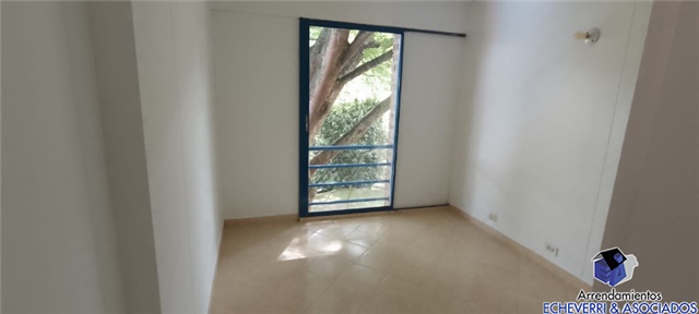 Apartamento en venta en Loma Del Escobero, Envigado · foto 2 de 15