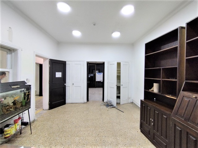 Local en arriendo en Villa Nueva, Medellín, 310 m² · foto 2 de 17