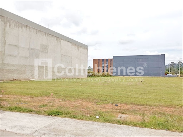 Lote en venta en El Tablazo, Rionegro, 908 m² · foto 2 de 6