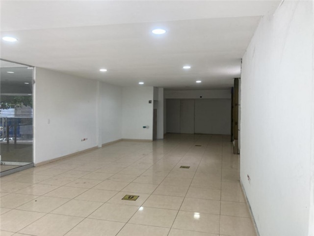 Local en Arriendo - Vista 4