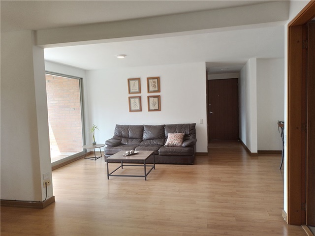 Apartamento en arriendo en Los Balsos No.2, Medellín · foto 2 de 17