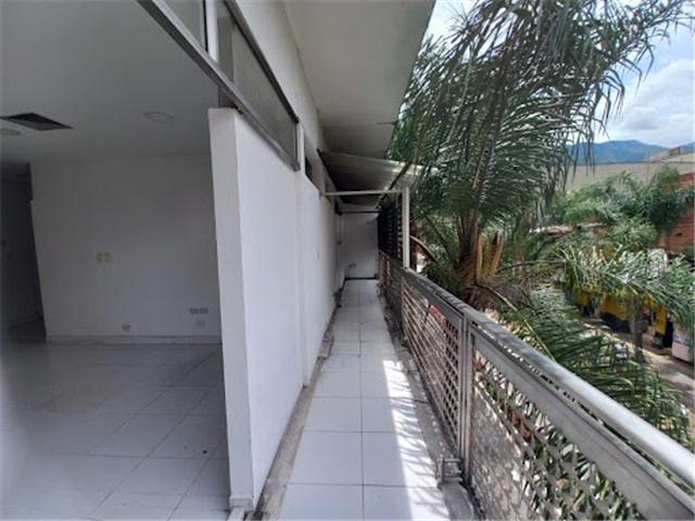 Local en Arriendo - Vista 3