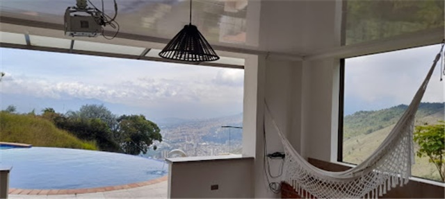 Casa de 4 alcobas en venta en Niquia, Bello, 320 m² · foto 7 de 7